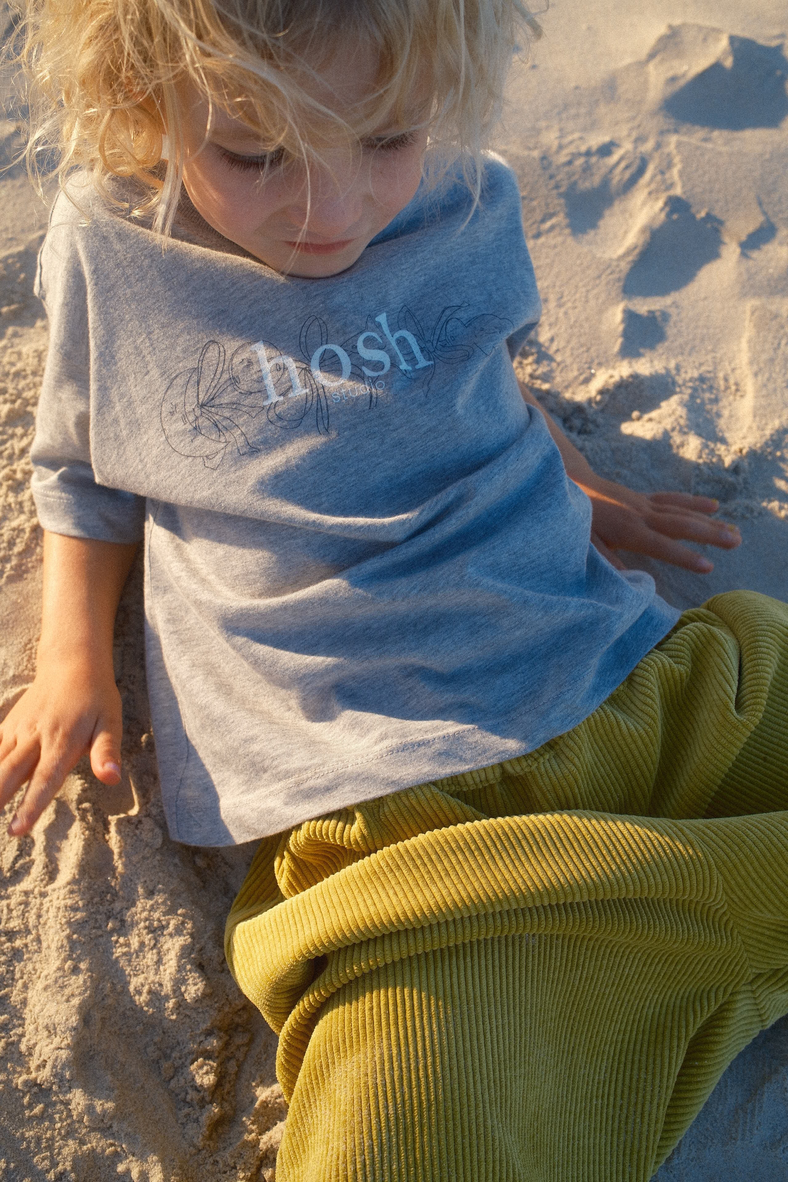 Hoshi Belt Tee